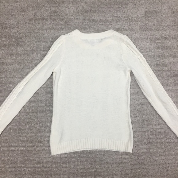 Old Navy Cable Knit Sweater - Picture 2 of 4